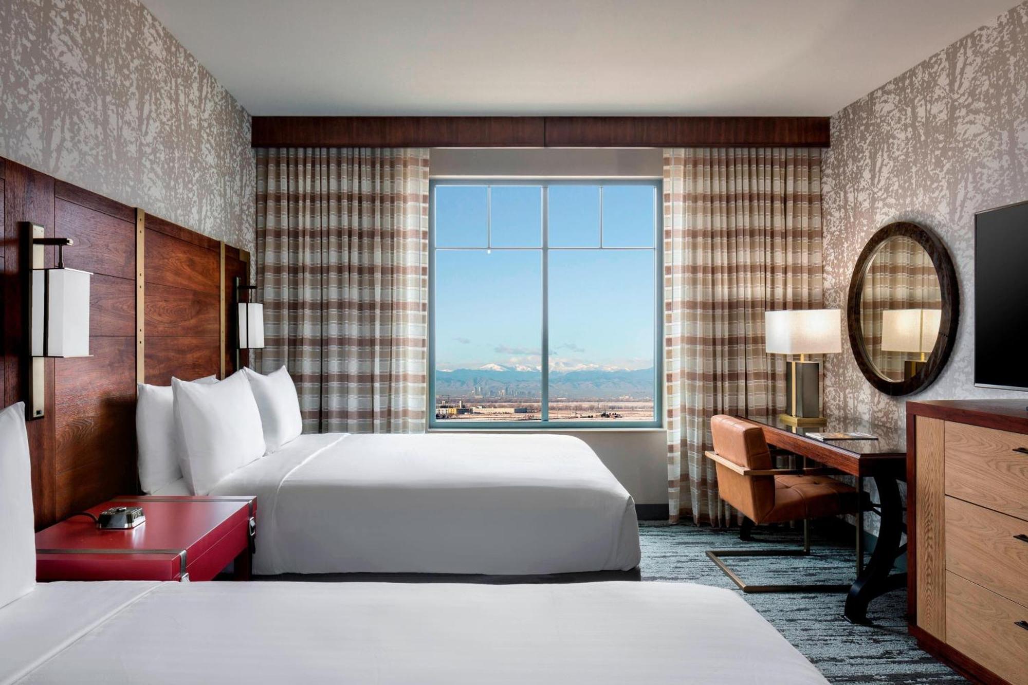 Gaylord Rockies & Convention Center 4*