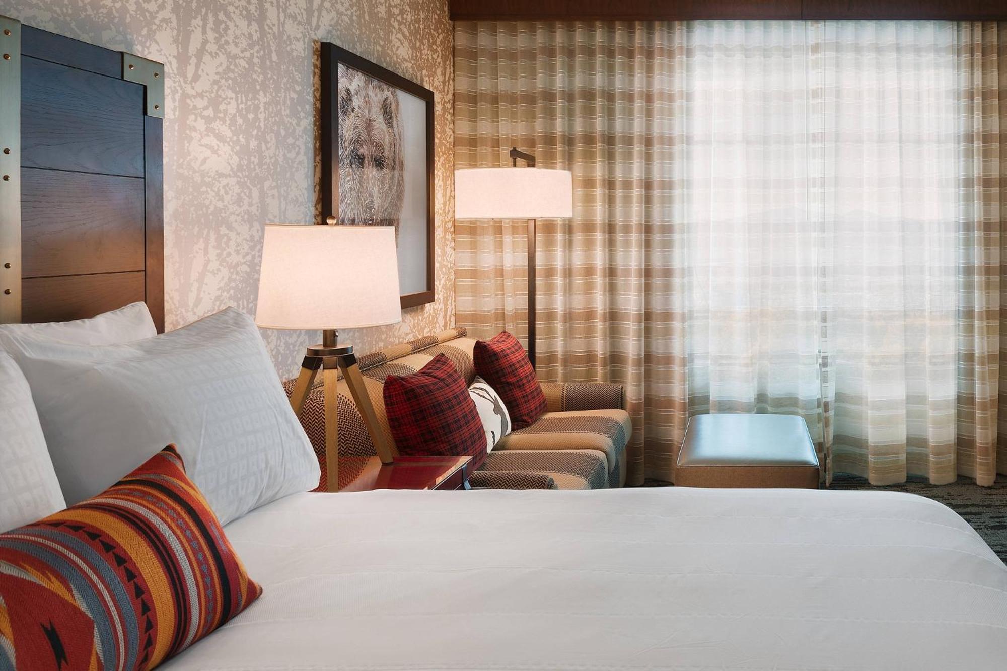Hotel Gaylord Rockies & Convention Center