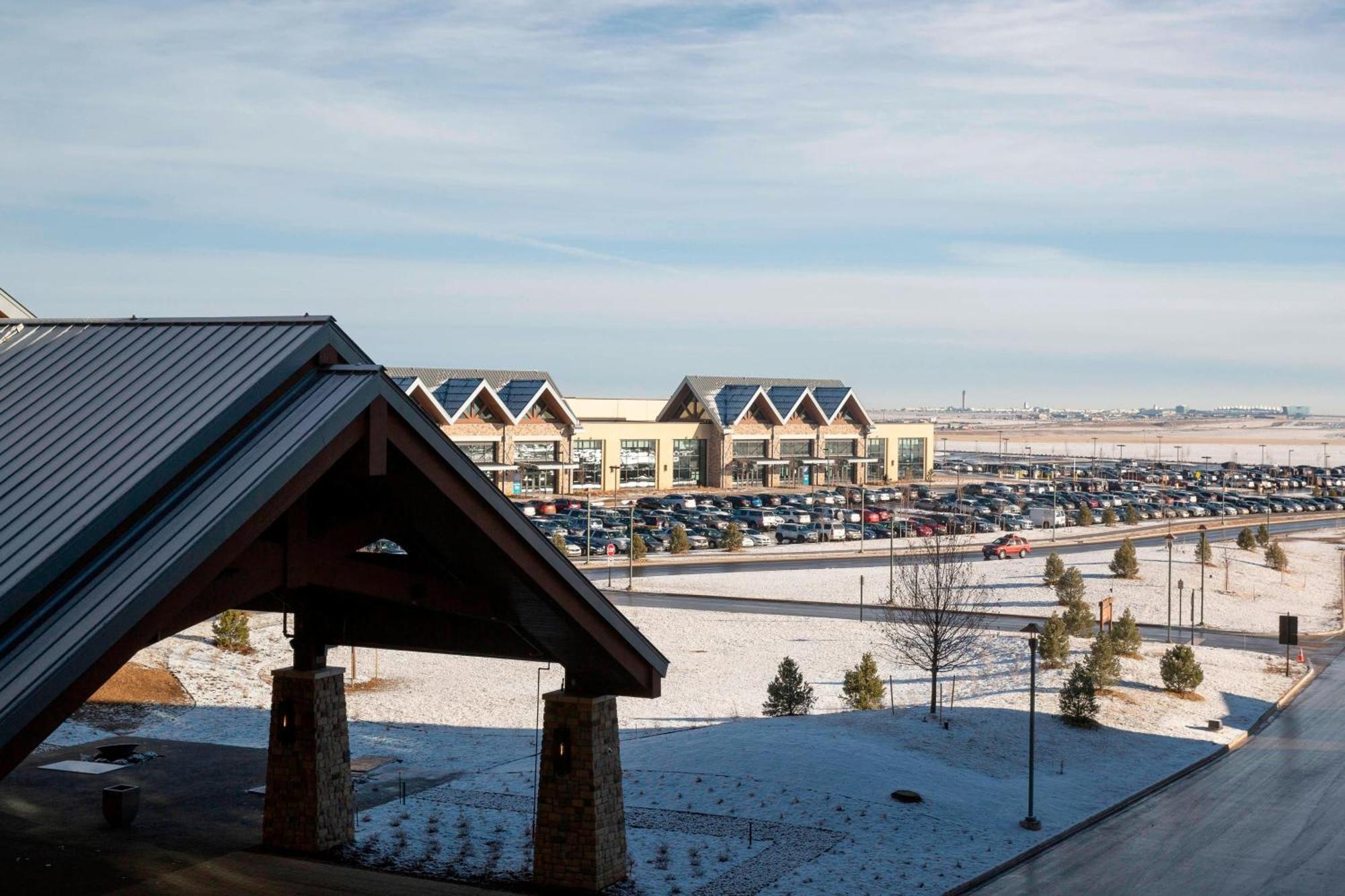 Hotel Gaylord Rockies & Convention Center