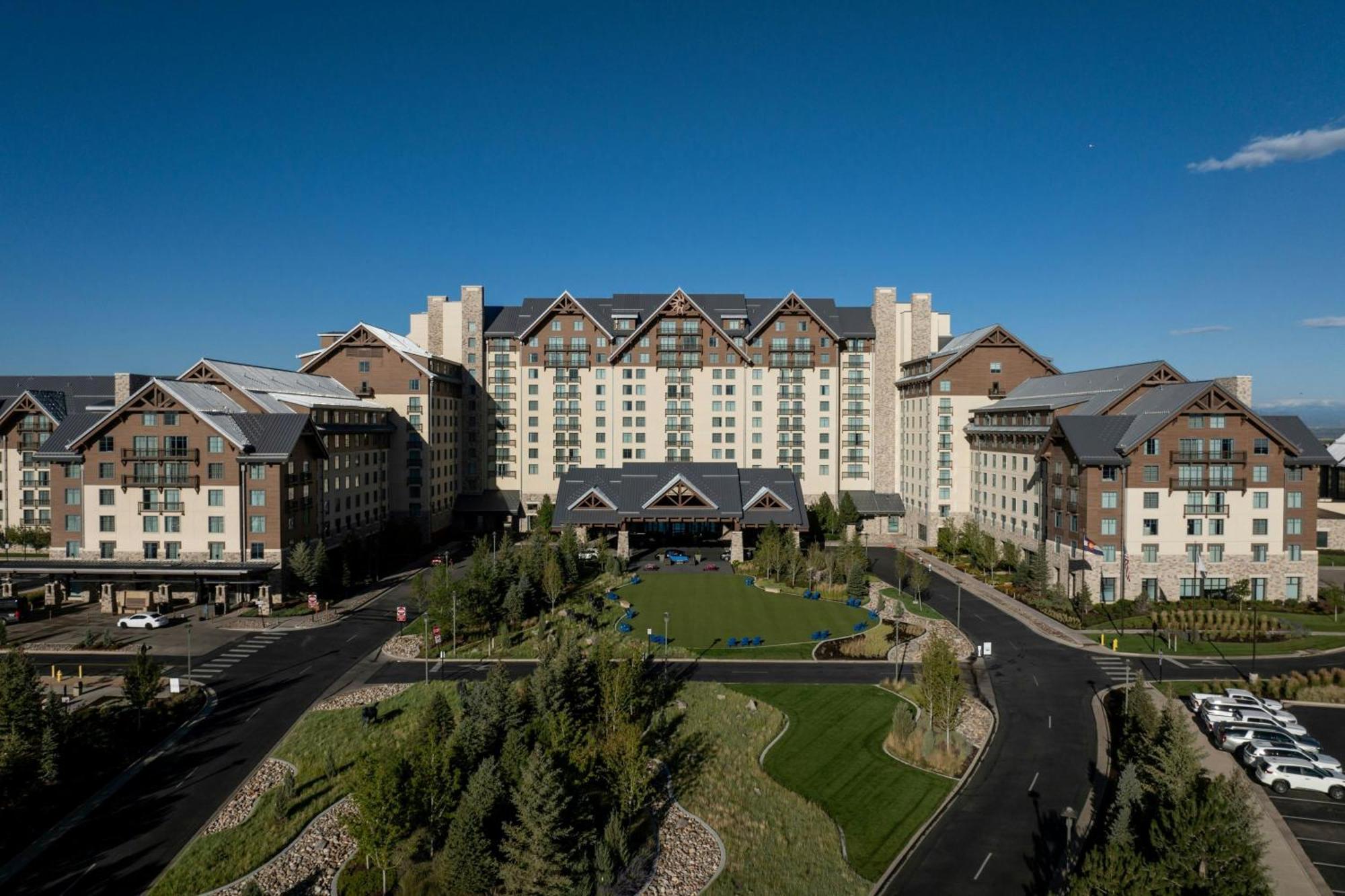 Gaylord Rockies & Convention Center 4*